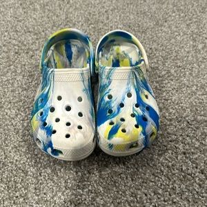 Kid Crocs